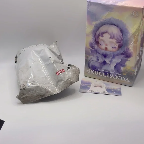 Skull Panda (Mist) - Picture 2 of 4